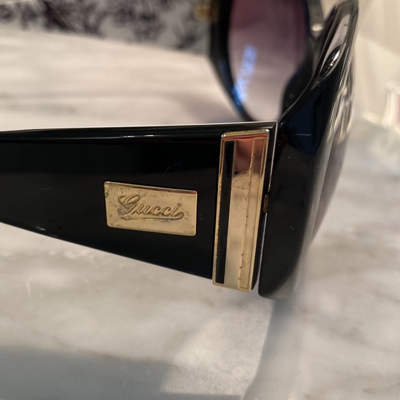 Authentic Gucci Sunglasses - Picture 3 of 11
